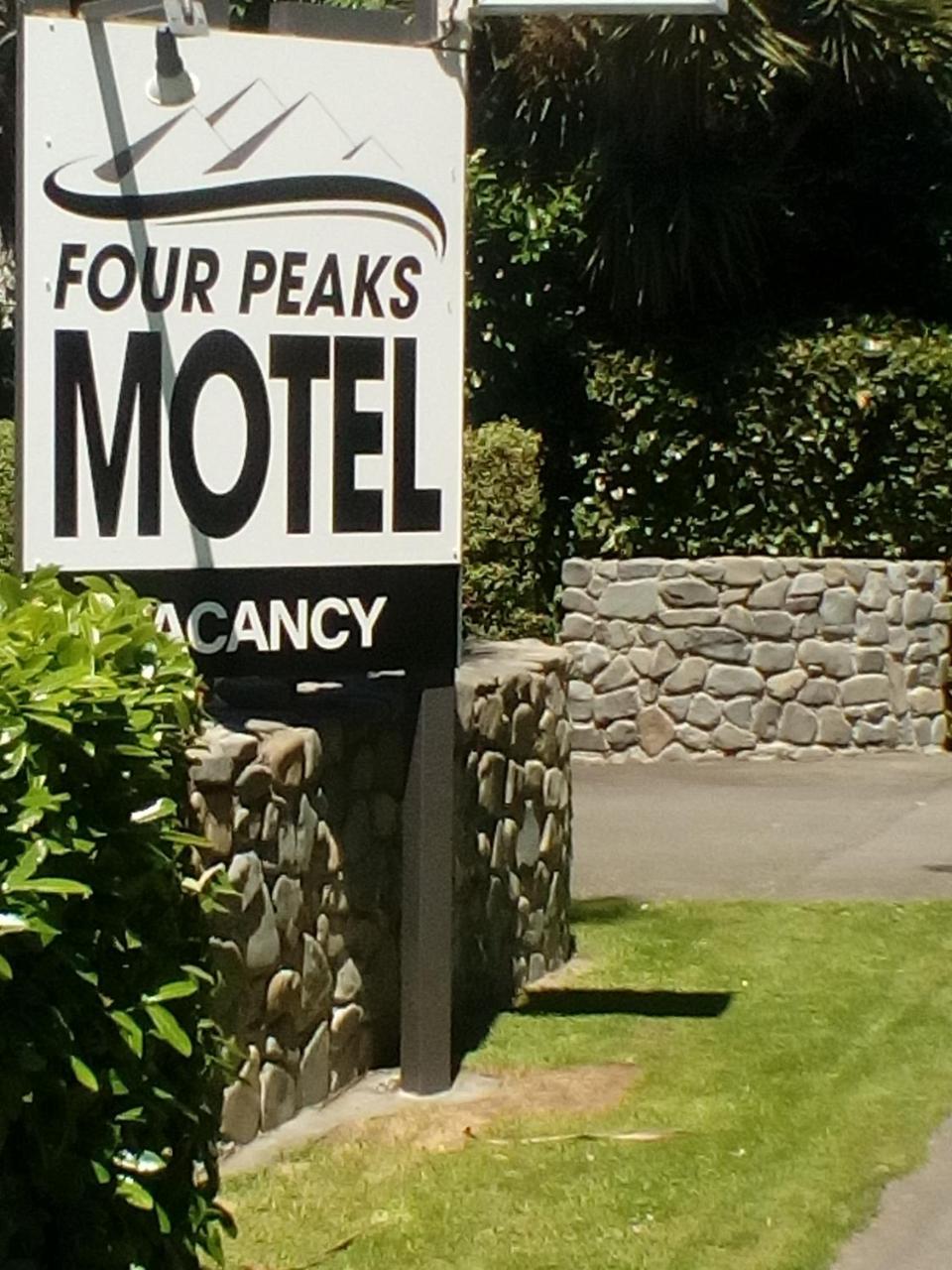 Four Peaks Motel Geraldine Zewnętrze zdjęcie